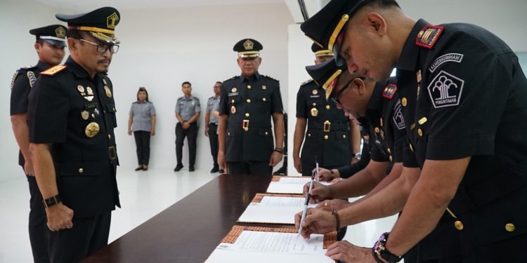 Kanwil Kemenkumham Lantik 12 Pejabat Manajerial dan Non Manajerial