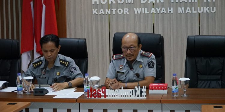 Kumham Maluku Gelar Rapat Kehormatan Notaris