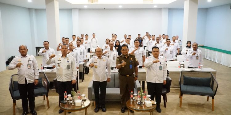 Kumham Maluku Deklarasikan Perang Melawan Pungli dan Gratifikasi