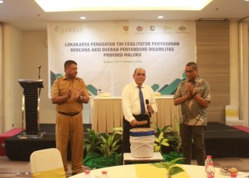 Plh Sekda Maluku Buka Lokakarya Penyusunan RADPD