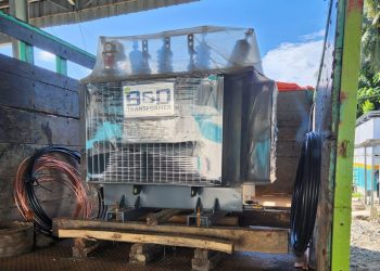 PLN UP3 Ambon Gerak Cepat Menuju Nusalaut Atasi Gangguan Kelistrikan