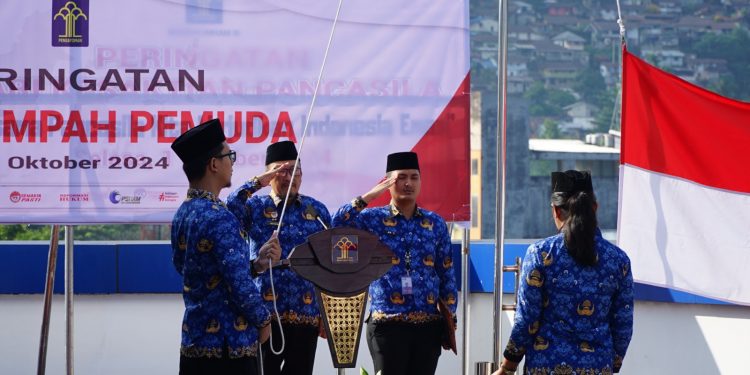 Gelar Upacara Hari Sumpah Pemuda ke-96, Kanwil Kemenkumham Ajak Pemuda Maluku Maju Bersama Indonesia