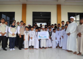 Songsong Hari Pahlawan, PLN UP3 Tual Beri Santunan Yatin Piatu dan Duafa