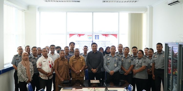 Kemenkumham Maluku Gelar Rapat Pengharmonisasian dan Pemantapan Konsepsi Ranperbub Kabupaten SBB