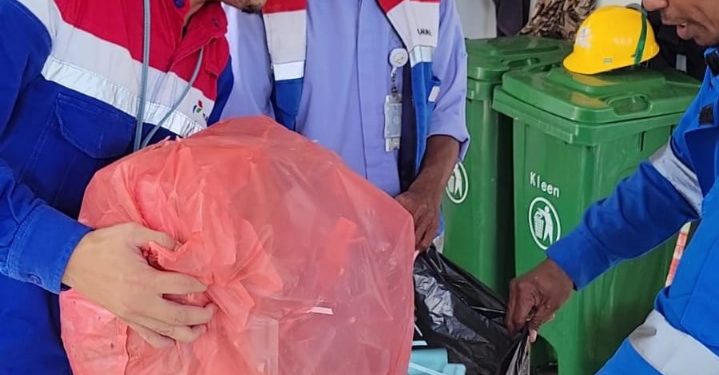 CSR AFT Pattimura Dukung Pendidikan Anak Negeri Laha Melalui Program SPP Berbayar Sampah di PAUD Sadar Lingkungan