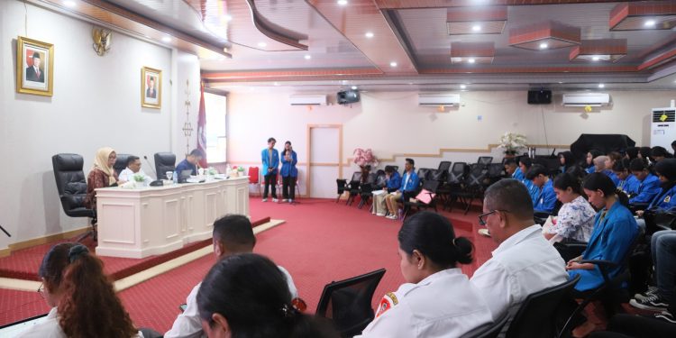 Mahasiswa Fisip Unpatti Sambangi Pemkot Ambon Untuk Kuliah Umum