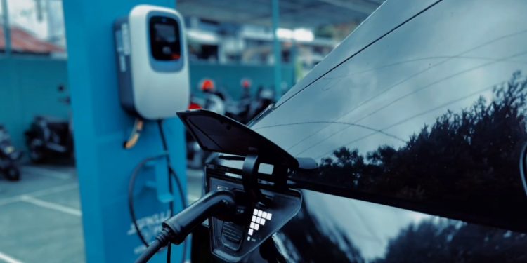 Songsong Nataru, PLN UIW MMU Siapkan 6 SKPLU di Pulau Seram