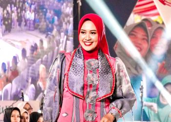 Persit Kodam XV/Pattimura Tampilkan Kreasi Tenun Tanimbar untuk Peluncuran Program