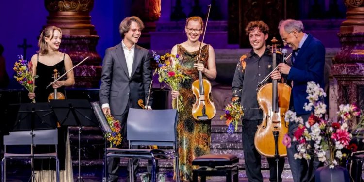 AMO Gelar Pertunjukkan Animato Quartet