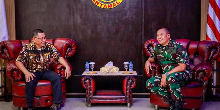FKPPI Maluku Sambangi Lantamal IX Ambon