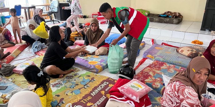 Pertamina Patra Niaga Regional Papua Maluku Bantu Korban Banjir Bandang di Ternate