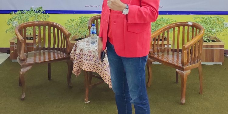 Mendorong Pemerintah Untuk Menaikkan Cukai Rokok Di Indonesia