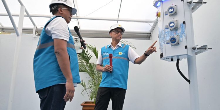 Tinjau SPKLU Bandung, Dirut PLN Pastikan Seluruh Infratruktur EV Siap Layani Masyarakat 24 Jam