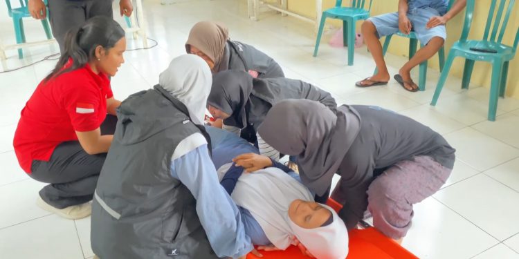 CSR Pertamina Patra Niaga Regional Malpa Gelar Pelatihan SDM Kelompok Desa Tangguh Bencana Negeri Laha