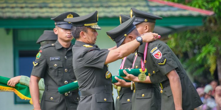 Kasdam Lantik 152 Prajurit Bintara TNI AD Tahun 2024