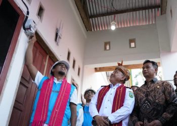 Wujud Negara Hadir, Pemerintah dan PLN Berhasil Listriki 99,92 Persen Desa di Seluruh Indonesia