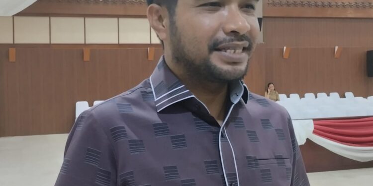 DPRD Provinsi Maluku Soroti Keberadaan 80 Plt Kepala Sekolah yang Tidak Jelas Statusnya