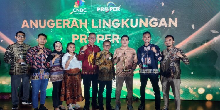 Pertamina Patra Niaga Regional Papua Maluku Raih PROPER Emas Kementerian LHK