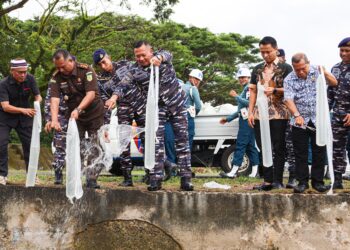 Lantamal IX Ambon Musnahkan 1,4 Ton Sopi Ilegal
