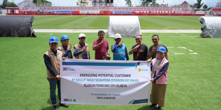 Jelang Ramadhan, PLN UP3 Ternate Sukses Lakukan Pasang Baru Daya 345.000 VA di Stadion Gelora Kie Raha