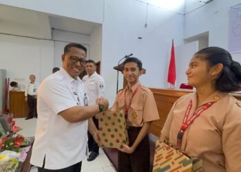 Kemenkum Gelar RUKU Goes To School di SMA N 1 Ambon