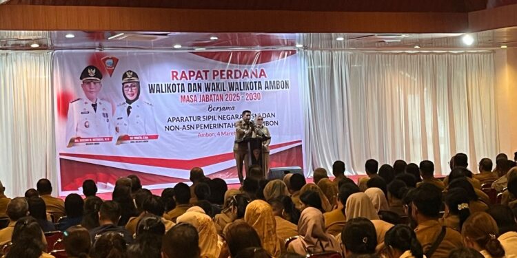 Tatap Muka Bersama ASN, Walikota Ambon: Lupakan Masa Lalu, Mari Berjalan Bersama