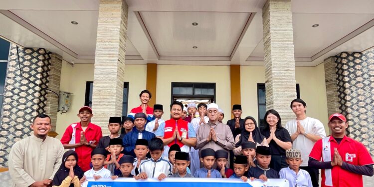 Pertamina Bersama Hiswana Migas Berikan Santunan Anak Yatim dan Berbagi Paket Takjil Gratis di Wilayah Maluku