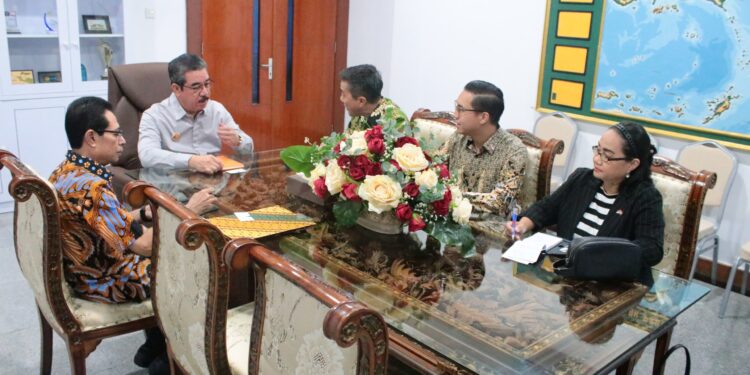 Gubernur Maluku Terima Kunjungan Konsul Kehormatan Kerajaan Belanda di Ambon