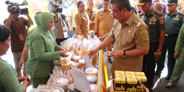Gubernur Maluku Apresiasi Bazar Ramadan TNI dan Gerakan Pangan Murah Kodam XV/Pattimura