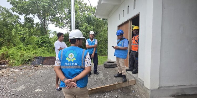 Dukung Energi Ramah Lingkungan, PLN UP3 Masohi Pasang Baru Listrik Daya 105 kVA Pelanggan CV Inti Binaiya Masdar