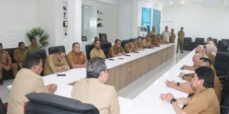 Gubernur dan Wagub Maluku Lakukan Pertemuan Awal Dengan ASN