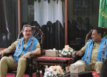 Tiba di Ambon, Lewerissa dan Vanath Kompak Menuju Kantor Gubernur Maluku