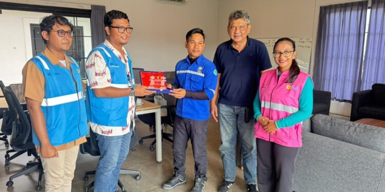 Sambut Hari Buru, PLN UIW MMU Dukung Industri PT Dewa Agricoco Indonesia Lewat Probing Listrik