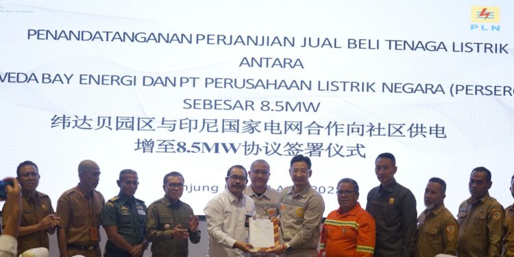 Tingkatkan Keandalan Listrik di Kawasan Weda, PLN UIW MMU–IWIP Teken Kerja Sama Excess Power 8,5 MW