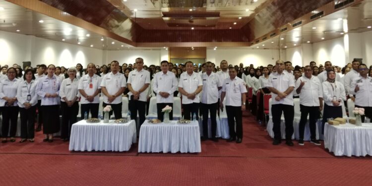 Jelang Pengangkatan, Walikota Ambon Lakukan Pertemuan dengan 941 CPNS