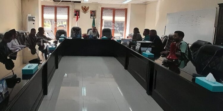 Diduga Gusur Makam Leluhur, PT Wahana Adi Prima Mandiri Dikecam Mahasiswa Bursel