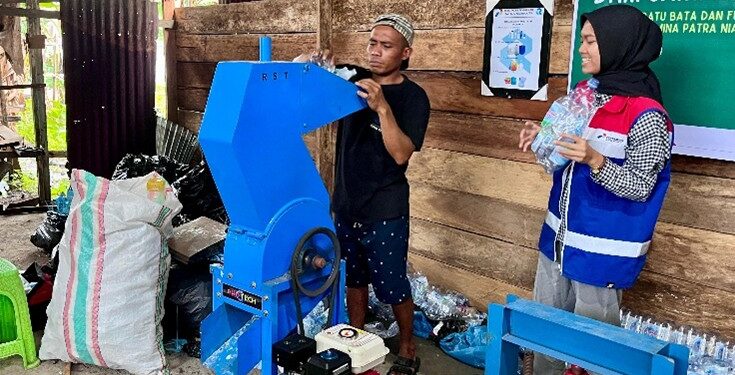 CSR Pertamina AFT Babullah Gandeng Kelompok Binaan Gelar Pelatihan Inovasi Pengelolaan Sampah Jadi Barang Bernilai Ekonomis