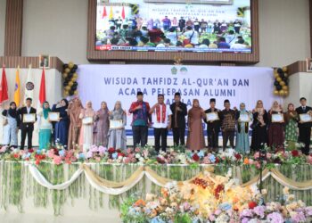 Hadiri Wisuda Tahfidz Al-Quran dan Pelalawan APELA Madrasah Aliyah Negeri Ambon, Ini Pesan Wagub Maluku