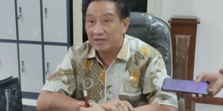 DPRD Maluku Soroti Nasib Guru Honorer Yang Belum Diangkat