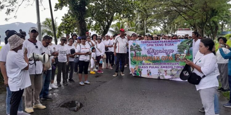 Peringati HUT ke-57, Perempuan GPM KPAT Gelar Kampanye Bebas Sampah Plastik