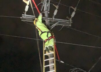 PLN UP3 Tobelo Pulihkan Sistem Kelistrikan di Halmahera Utara pasca Cuaca Ekstrem