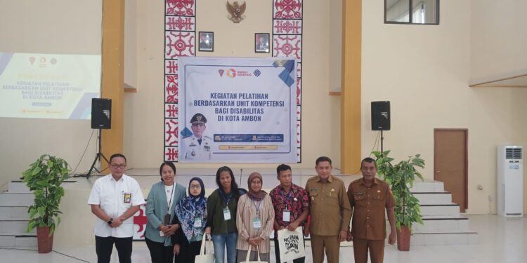 Ratusan Penyandang Disabilitas Kota Ambon Diberikan Pelatihan Komputer dan Sesi Healing