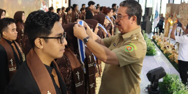 Unpatti Ambil Sumpah Dan Pelantikan Dokter Baru
