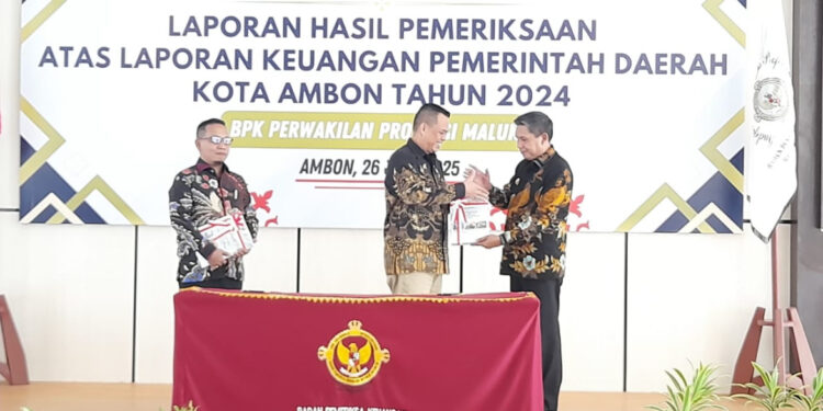 Pemkot Ambon Naik Kelas, Raih Opini Wajar Dengan Pengecualian dari BPK