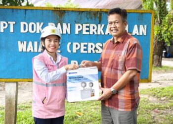 PLN Dukung Industri dan Pariwisata Ambon, Energize 3 Pelanggan dengan Total Daya Tambahan 1.100 kVA