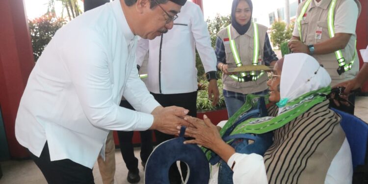 Gubernur Sambut 390 Jamaah Haji Asal Maluku