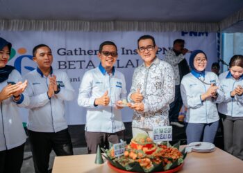 PNM Cabang Ambon Kobarkan Semangat Pancasila dan “Beta Selalu Ada” di Momen HUT PNM ke-26
