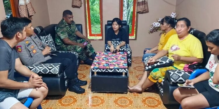 Aksi Palang Jalan di Nuruwe, Kapolres SBB: Kami Akan Tindaklanjuti Tuntutan Keluarga Korban