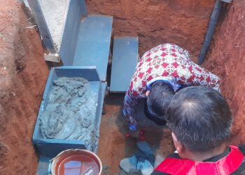 Walikota Ambon Letakkan Batu Penjuru Gedung Pembinaan Umat Jemaat Halong Anugerah