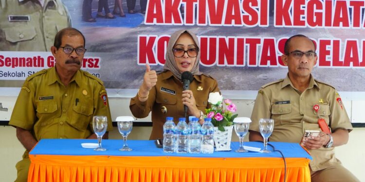 Wawali Kota Ambon Tinjau SPMB, Tekankan Kepatuhan Kuota dan Larangan Pungli